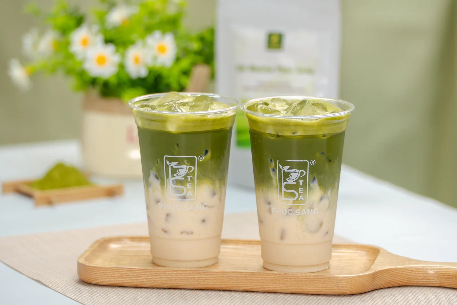Hai ly matcha latte thành phẩm chuẩn quán